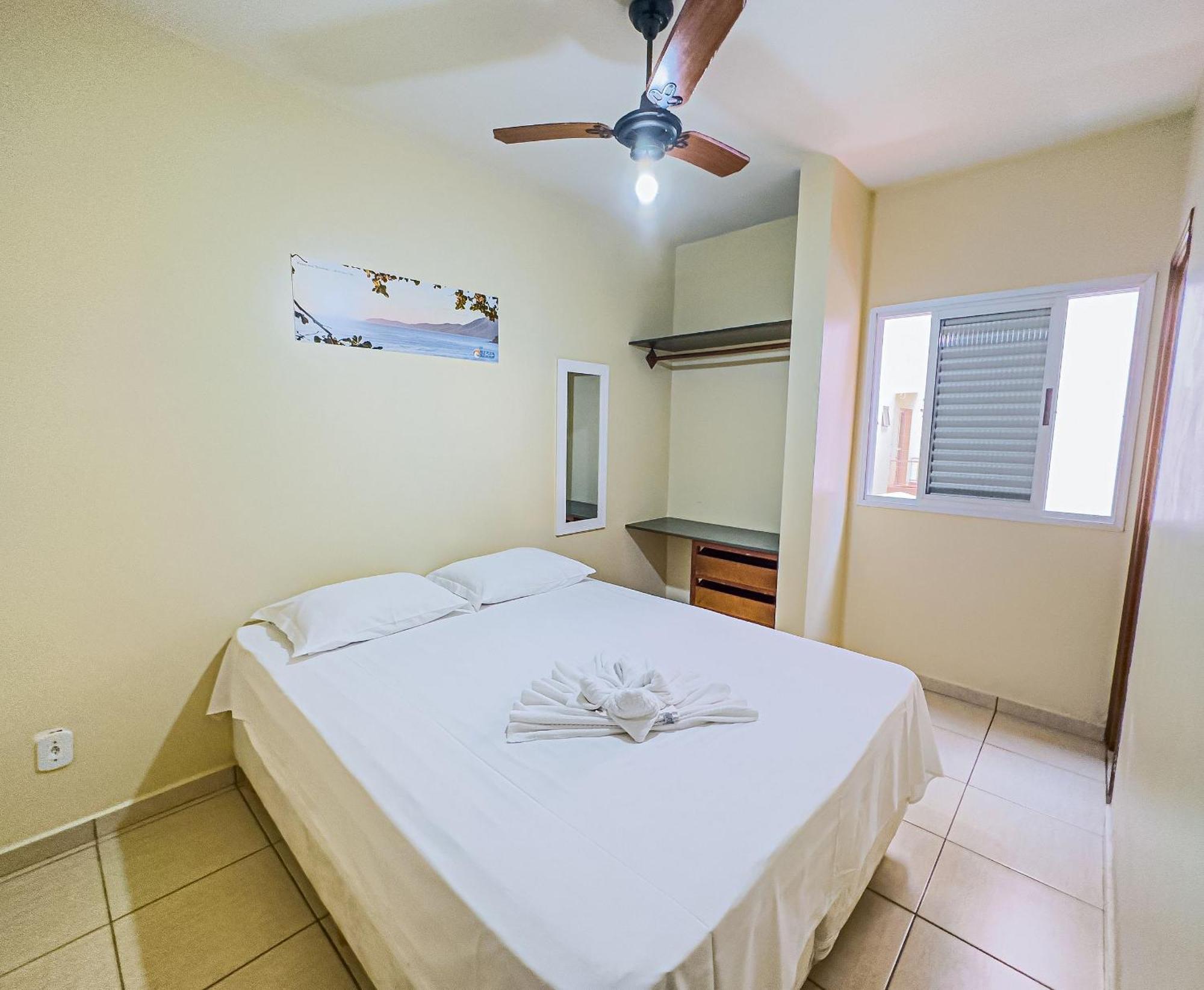 Grande 2 Vagas Garagem Internet Wifi Apartamento
